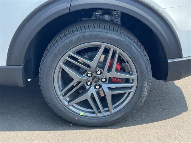 new 2025 Ford Explorer car