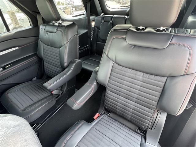 new 2025 Ford Explorer car