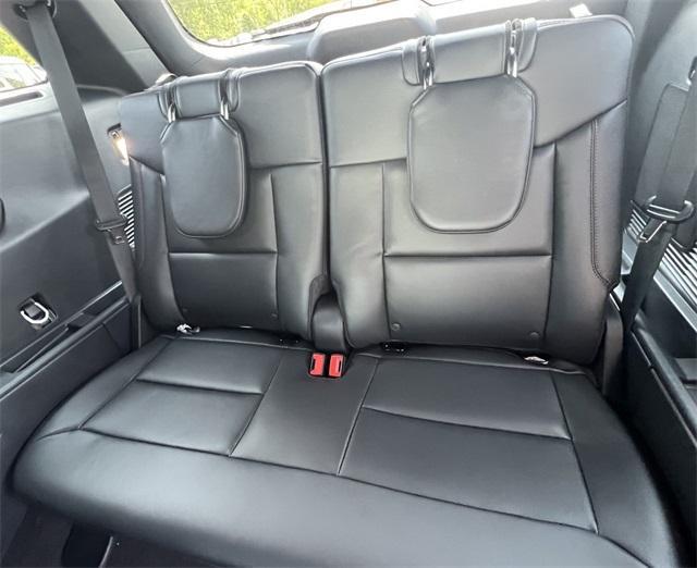 new 2025 Ford Explorer car