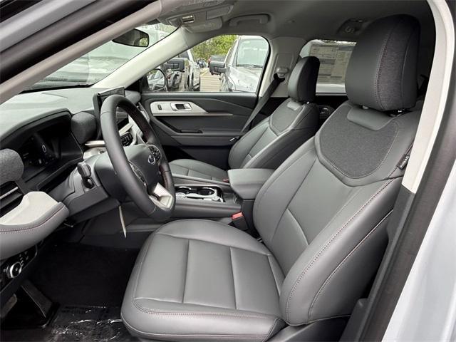 new 2025 Ford Explorer car