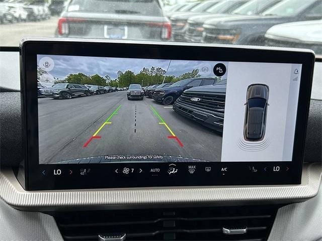 new 2025 Ford Explorer car