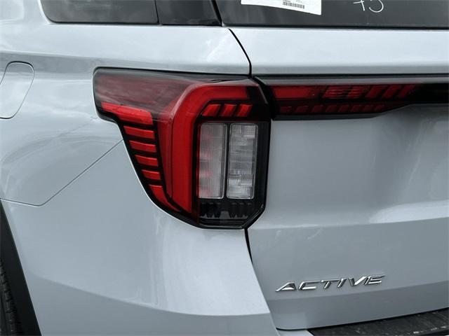 new 2025 Ford Explorer car