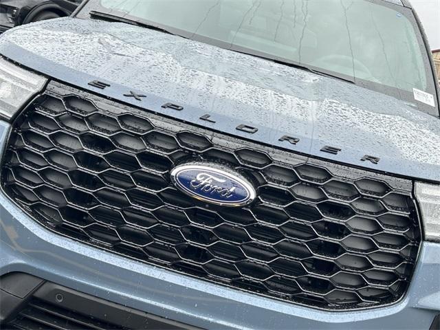 new 2025 Ford Explorer car