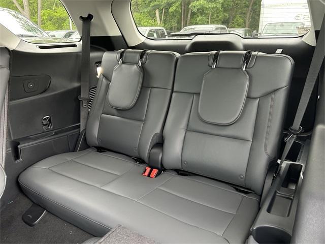 new 2025 Ford Explorer car