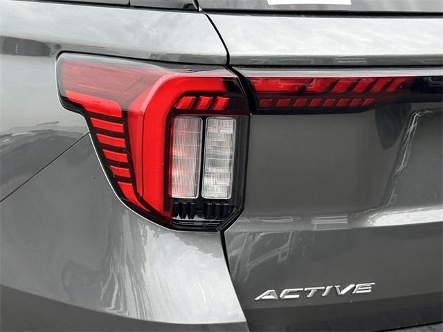 new 2025 Ford Explorer car