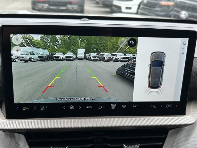 new 2025 Ford Explorer car