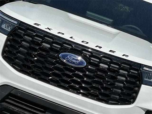 new 2025 Ford Explorer car