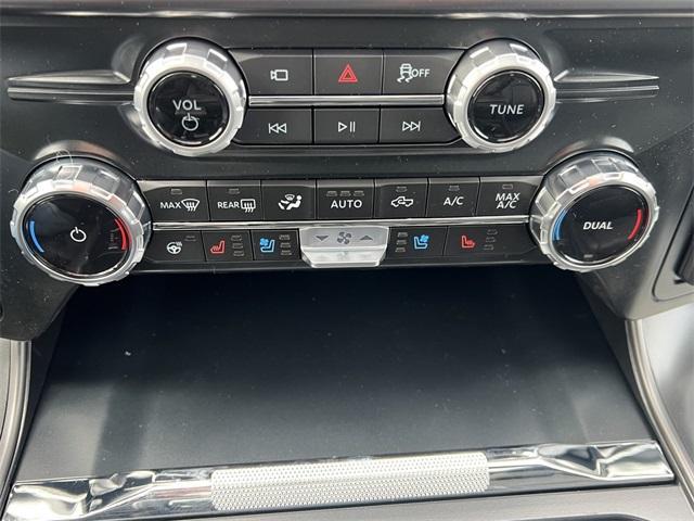 new 2025 Ford F-150 car