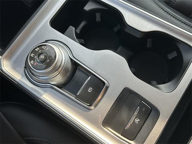 used 2024 Ford Edge car, priced at $29,498