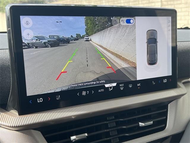 new 2025 Ford Explorer car