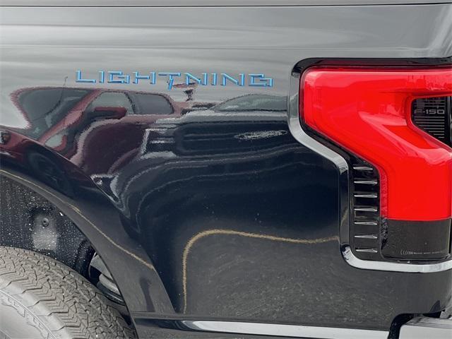 new 2025 Ford F-150 Lightning car