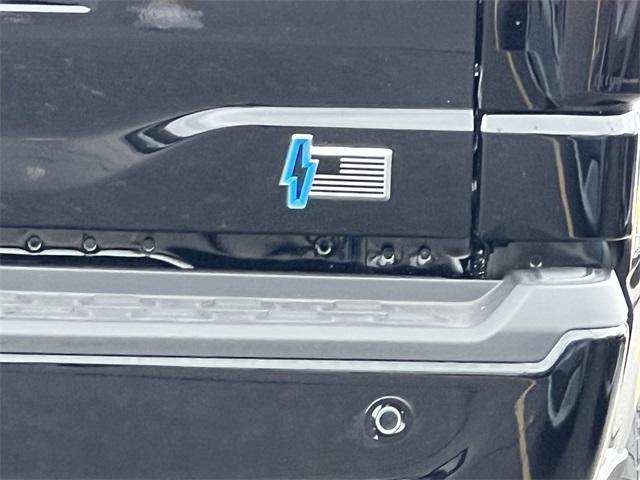 new 2025 Ford F-150 Lightning car
