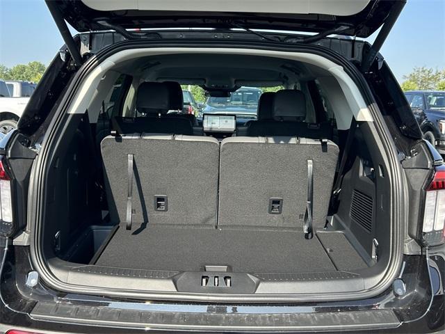 new 2025 Ford Explorer car