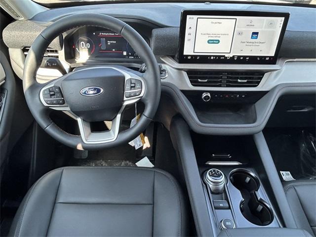 new 2025 Ford Explorer car