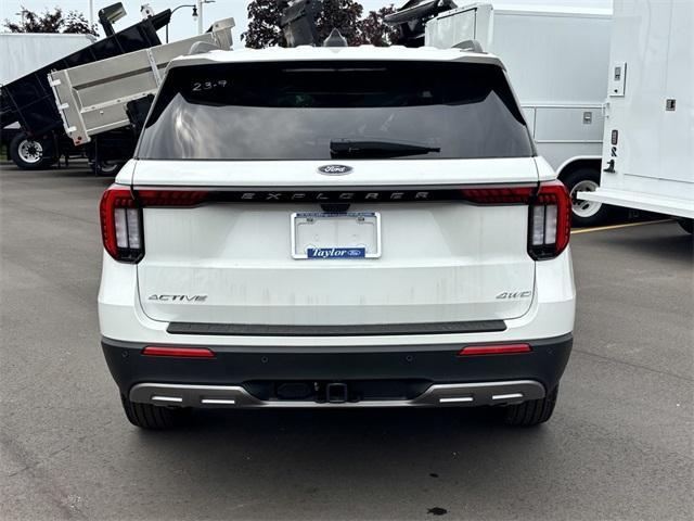 new 2025 Ford Explorer car