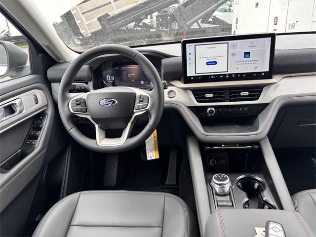 new 2025 Ford Explorer car