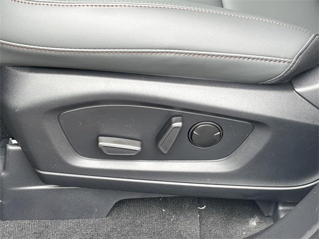 new 2025 Ford Explorer car