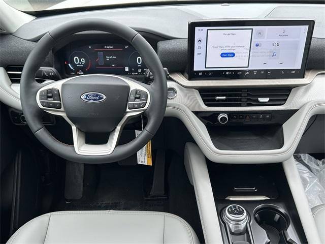 new 2025 Ford Explorer car