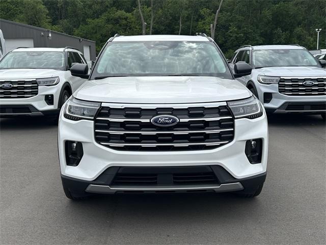 new 2025 Ford Explorer car