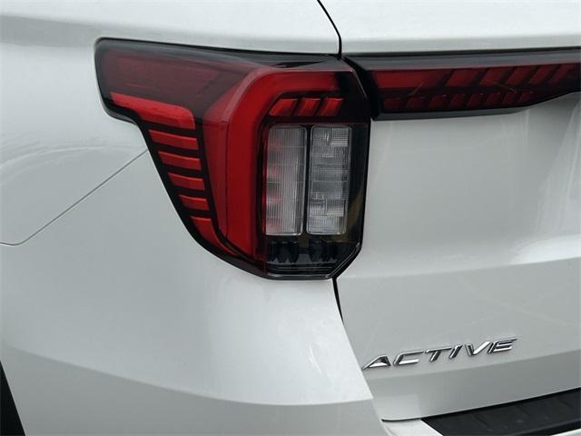 new 2025 Ford Explorer car
