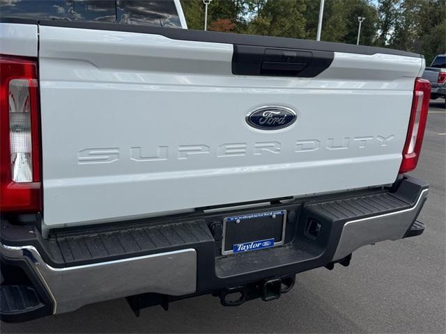 new 2025 Ford F-350 car