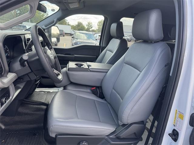 new 2025 Ford F-350 car