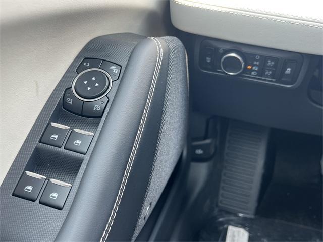 new 2025 Ford Mustang Mach-E car