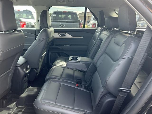 new 2025 Ford Explorer car