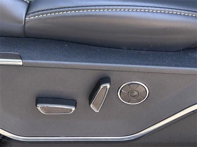 new 2025 Ford F-150 Lightning car