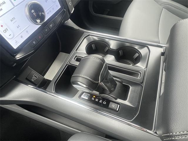 new 2025 Ford F-150 Lightning car
