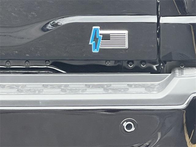 new 2025 Ford F-150 Lightning car