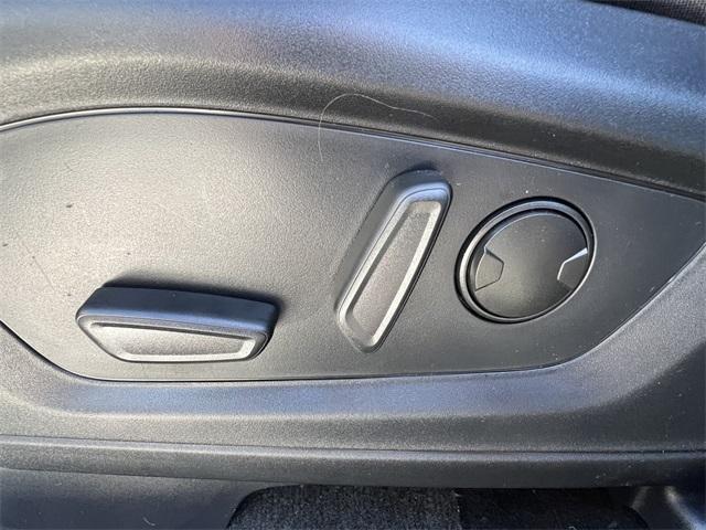 new 2025 Ford Explorer car