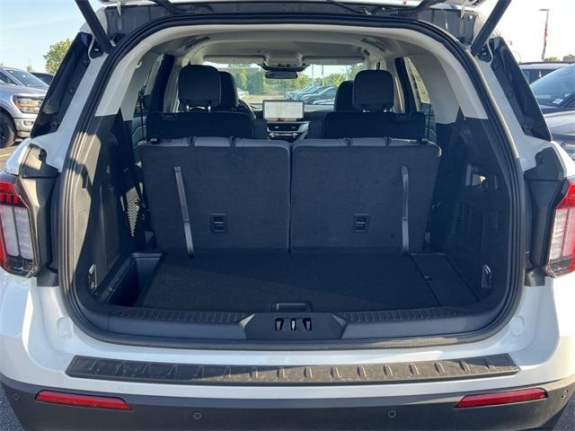 new 2025 Ford Explorer car