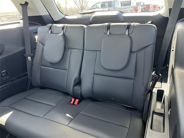 new 2025 Ford Explorer car