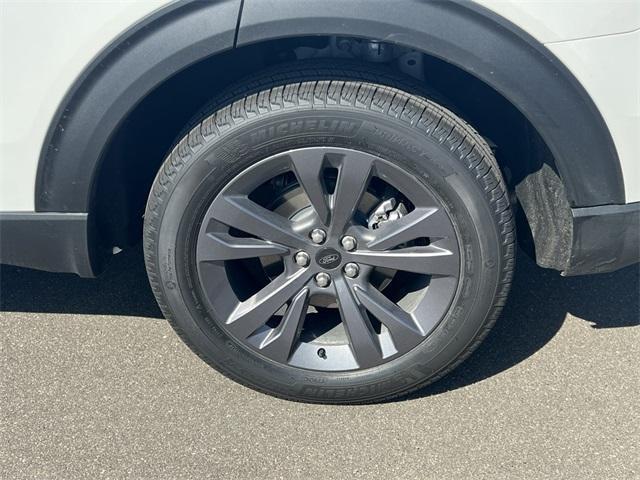 new 2025 Ford Explorer car