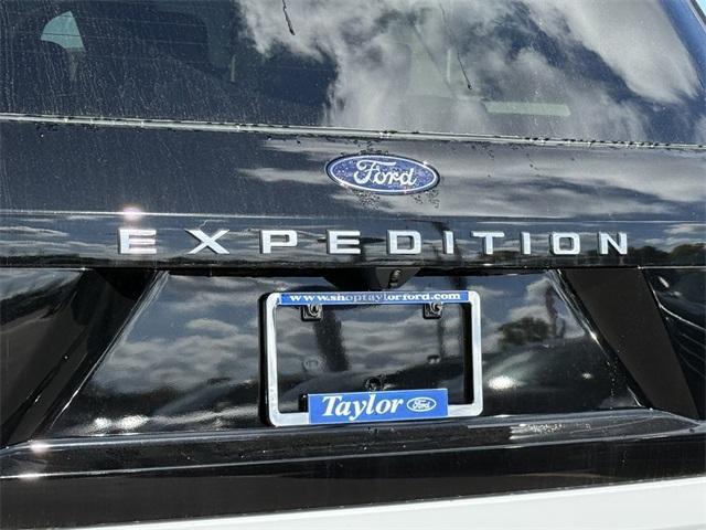 new 2025 Ford Expedition car, priced at $72,505