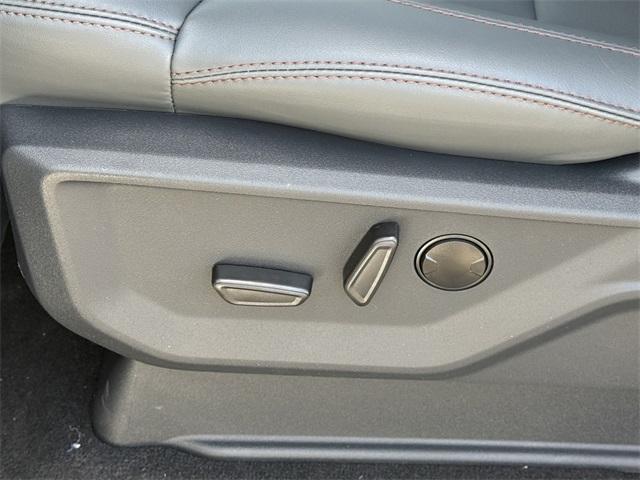 new 2025 Ford Expedition car, priced at $72,505