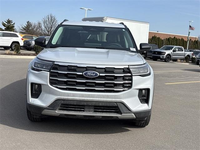 new 2025 Ford Explorer car