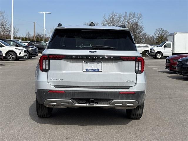 new 2025 Ford Explorer car