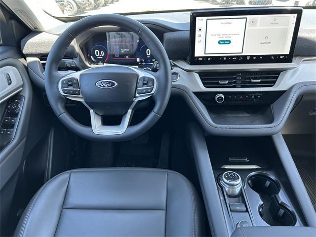 new 2025 Ford Explorer car