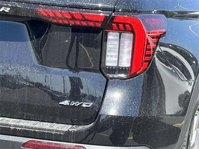 new 2025 Ford Explorer car