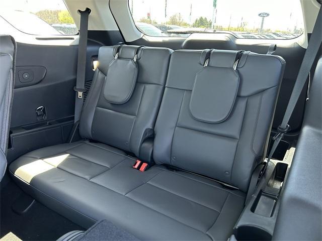 new 2025 Ford Explorer car