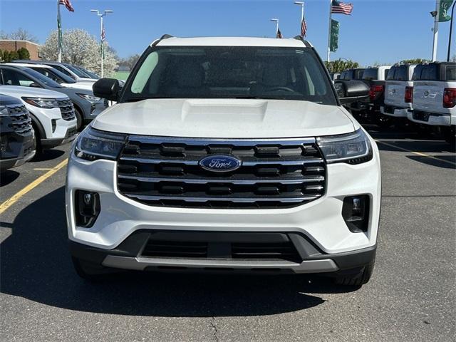new 2025 Ford Explorer car