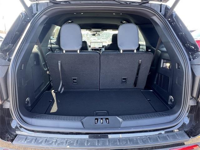 new 2025 Ford Explorer car