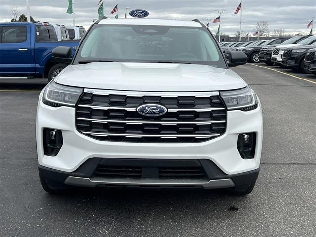 new 2025 Ford Explorer car