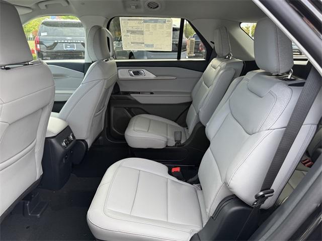 new 2026 Ford Explorer car