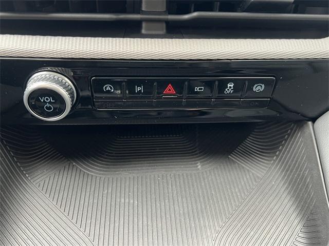 new 2025 Ford Explorer car