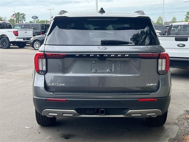 new 2025 Ford Explorer car