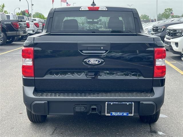new 2025 Ford Maverick car