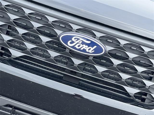new 2025 Ford Maverick car
